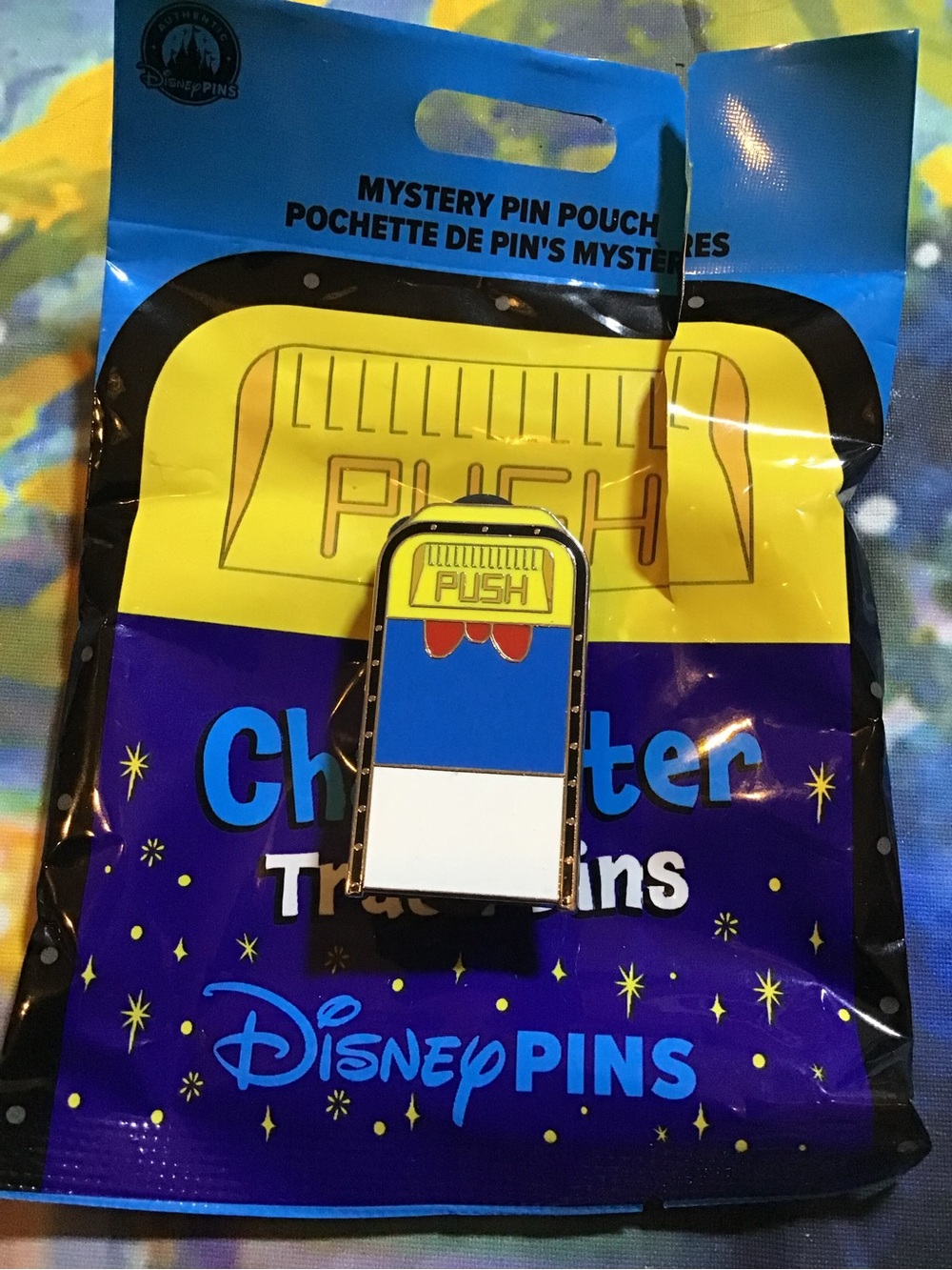 2025 disney parks character trash bins mystery pin Donald Duck